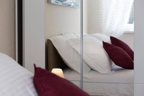 Central Boutique Apartments with balconies in walking distance to the sea - image 2