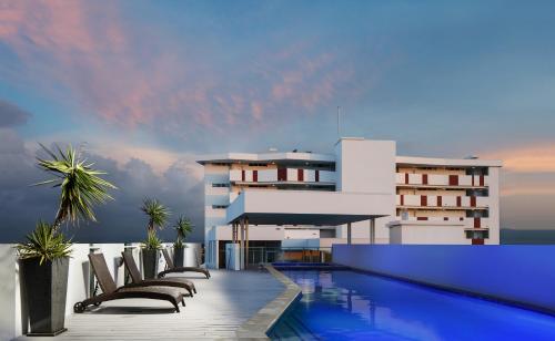 Central Holborn Apartments - Townsville