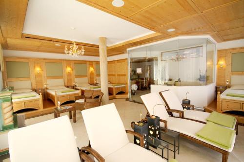 Genuss- und Wellnesshotel Bercher - image 11