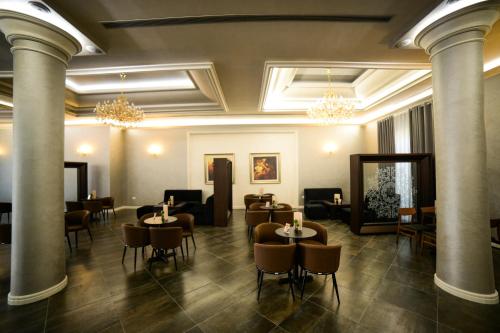 酒吧/Lounge Bar, Hotel Vila Imperial in 愛爾巴桑