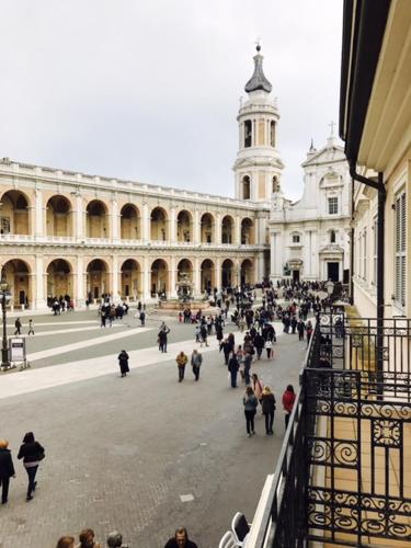 Hotel Pellegrino E Pace