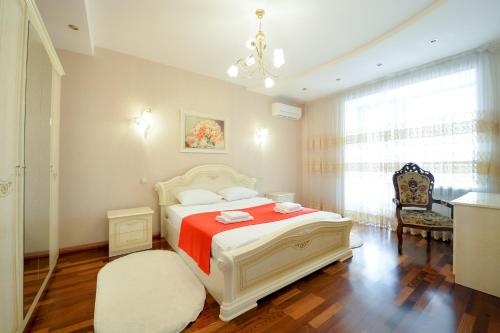 Five Stars Luxury Revolution square - image 6