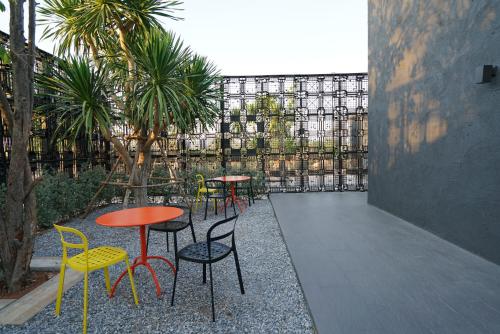 Villa with Garden View image 6
