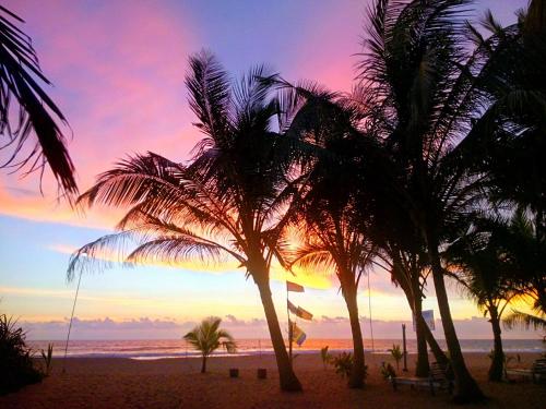 레스토랑, Sri Lancashire Guest House in 인두루와