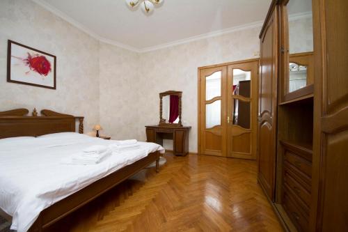 Apartment Arena City - image 12