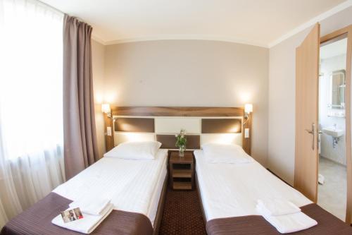Hotel Diament Zabrze - Gliwice - image 10