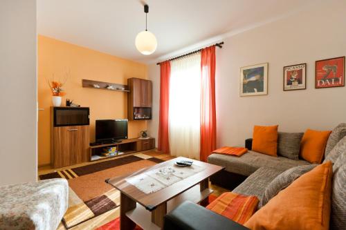Apartments Neda - image 8