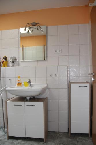 dresdnerferienwohnung - apartment am großen garten - image 2