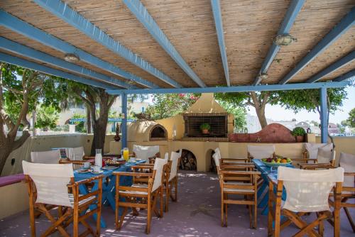 Asterias Mini Coastal Apartments 2