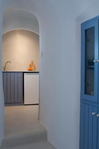 Olyra Traditional Cave Houses – Pyrgos, UT