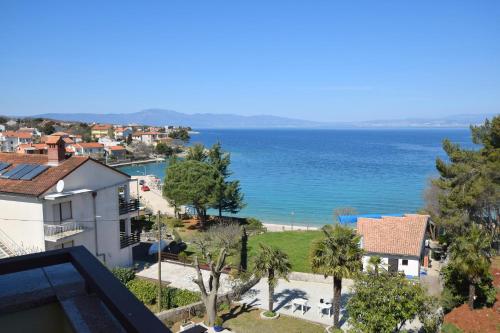  Apartments Petrica, Unterkunft in Malinska