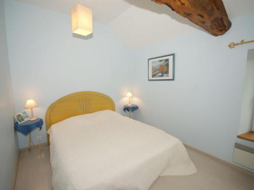 Beautiful Holiday Home with Pool in Saint-Pompont - image 8