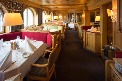 Restaurant, Hotel Gude in Kassel