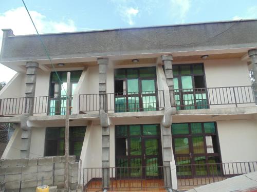 Pintu masuk, Torpedo Hotel in Lalibela