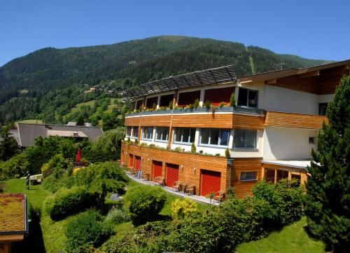 Das Sonnenheim Hotel und Garni – khách sạn tại Bad Kleinkirchheim