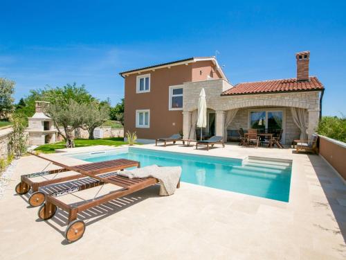  Villa Dominika in 52464 Kaštelir