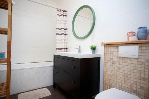 Aska Apartment - image 2