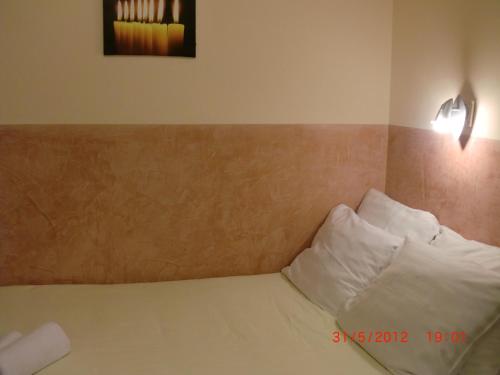 Budget Hotel Neutraal - image 14