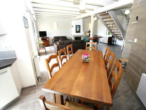 Cozy Villa in Moelan-sur-Mer with Pool gîte à louer Doëlan
