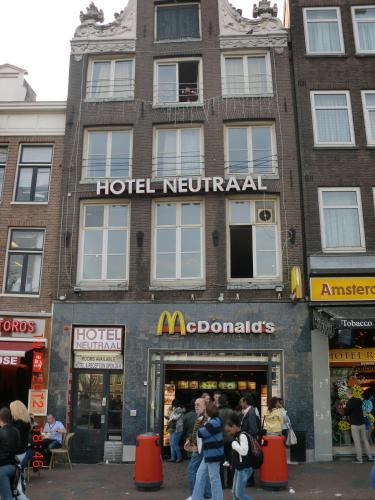 Budget Hotel Neutraal - image 3