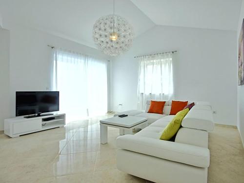  Villa Monika in Nova Vas