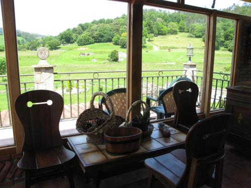 Posada La Anjana - image 5