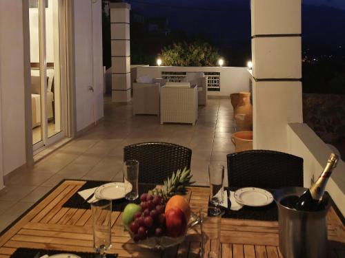 Modern Villa in Kokkino Chorio Greece with Swimming Pool