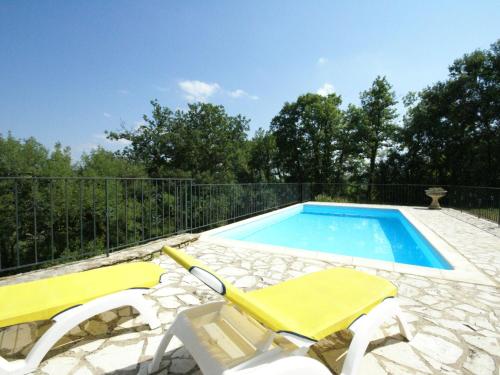 Modern Holiday Home in Florimont-Gaumier with Private Pool gîte à louer Jouanicot