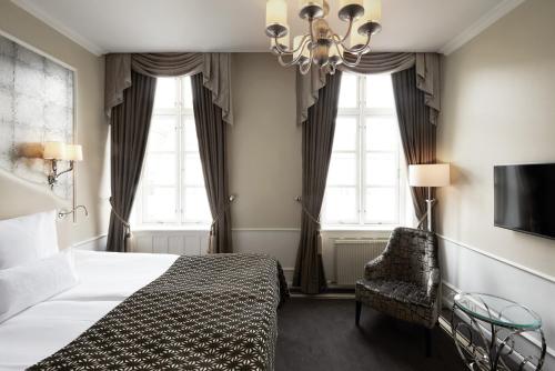 Phoenix Copenhagen - image 2