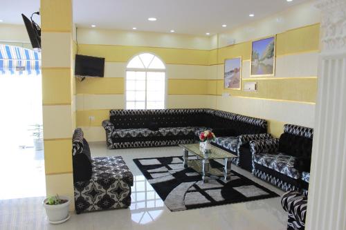 Lobby, Luluat Al Afia Hotel Apartments in Sur
