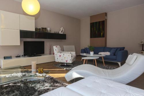 Farah Superior Apartments - image 11