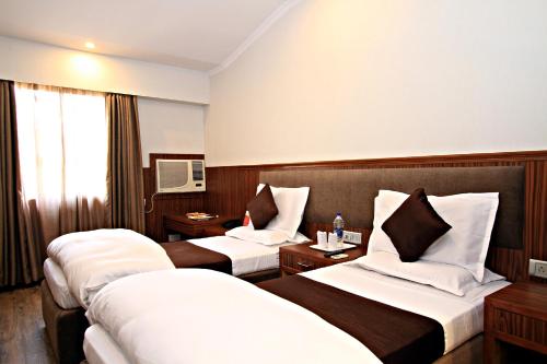 Hotel Empire Central Street – Bangalore, MN