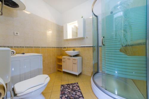 Apartment Giardin - image 11