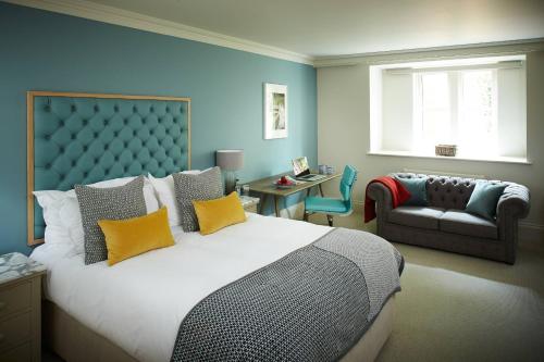 1 queen bed