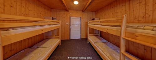 4 bunk beds