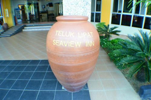 Teluk Lipat Seaview Inn Dungun Price Address Reviews