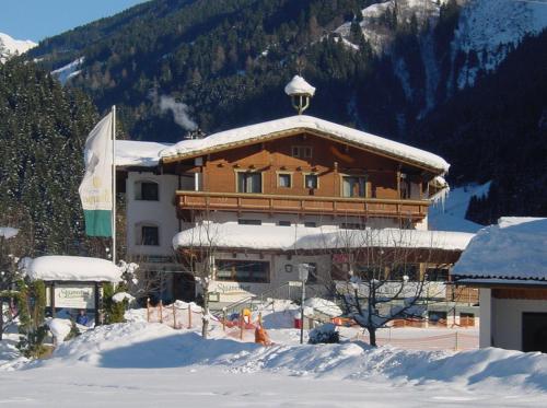 Hotel Gasthof Stoanerhof – Mayrhofen, IL