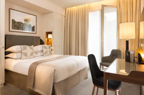 Le Tsuba Hotel, Paris