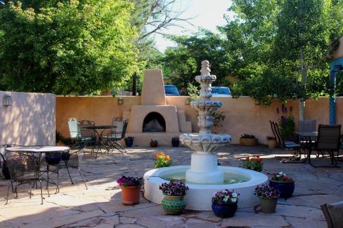 Casa Benavides Inn – Taos, NM