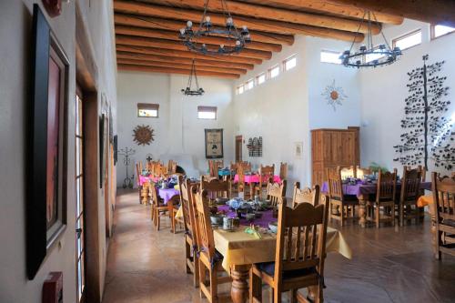 Casa Benavides Inn - image 9