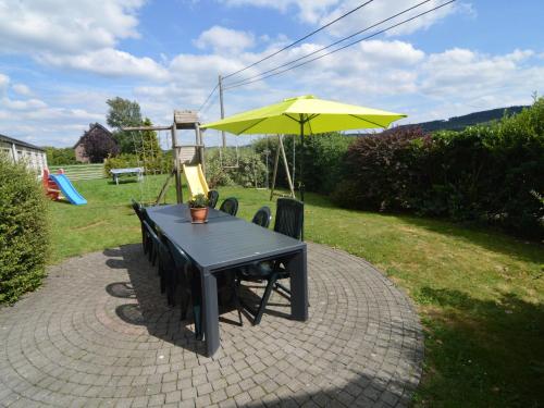 Pleasant cottage in the heart of a farm in activity not far from Vielsalm gîte à louer Fosse