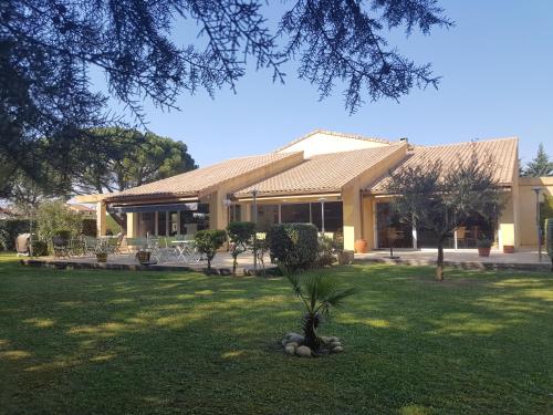 Hôtel Restaurant Le Mas De L'Olivier Hotel de charme Saint-Martin-d'Ardèche