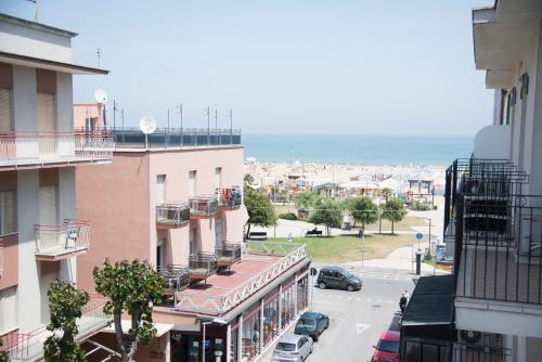 Deluxe Double Room with Side Sea View image 1