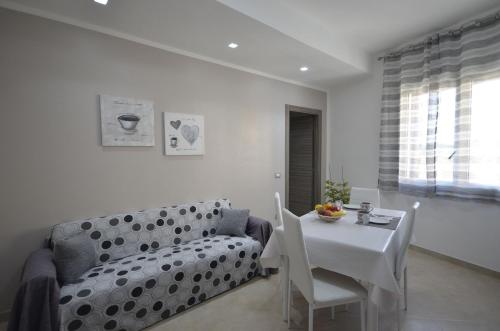 Létesítmények, Stagnone House near Vincenzo Florio repülőtér