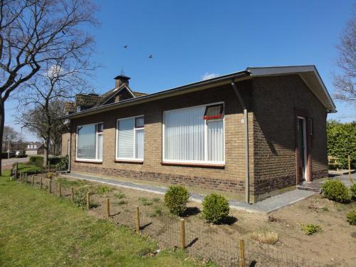  Quaint Holiday Home in Koewacht with Private Garden, Pension in Nieuwemolen bei Graauw