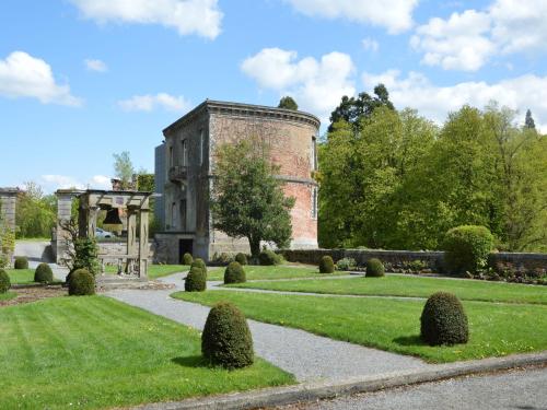 Beautiful Holiday Home in Winenne with Garden gîte à louer Javingue