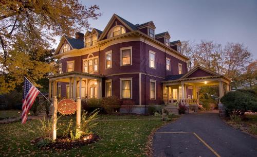 Viesnīcas āriene, Berry Manor Inn in Rockland (ME)