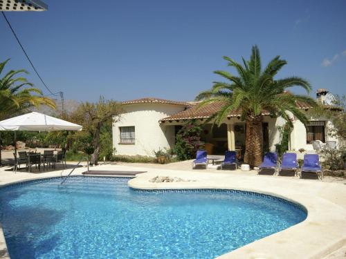  Magnificent Holiday Home in Parcent with Swimming Pool in Parcent