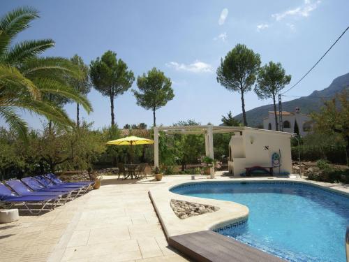  Magnificent Holiday Home in Parcent with Swimming Pool in Parcent