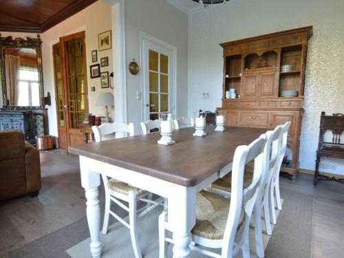  Cozy Holiday Home with Forest Nearby in Ardennes in Verlaine